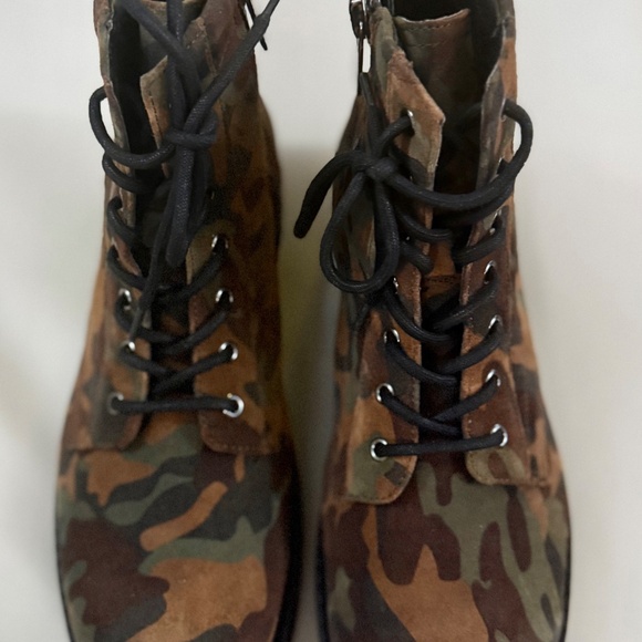 Men's INC Camo Side-Zip Suede Boots Size 12M - Never Worn - Picture 4 of 8